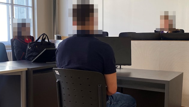 Der Angeklagte hatte das Auto seiner Freundin geschrottet.