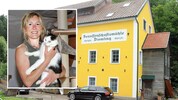 Sandra Stadler mit „Opa Crisu“, der seine Zeit im Loft sehr genoss. Die „Diemling Mühle“ ist ein ...