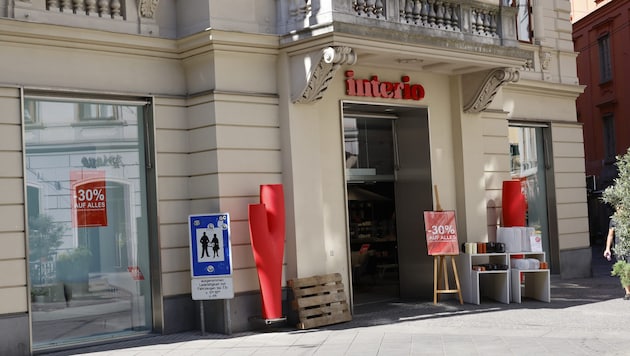 Die Grazer Interio-Filiale wirbt seit geraumer Zeit mit Rabatten.