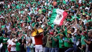 Tausende Fans freuten sich auf die WM-Eröffnung.