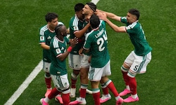 Da ist die Erleichterung sichtlich groß: Mexiko gewinnt das Eröffnungsspiel der „Heim-WM“ mit ...