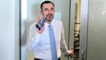 Clemens Pig übernimmt keine einfache Aufgabe ...