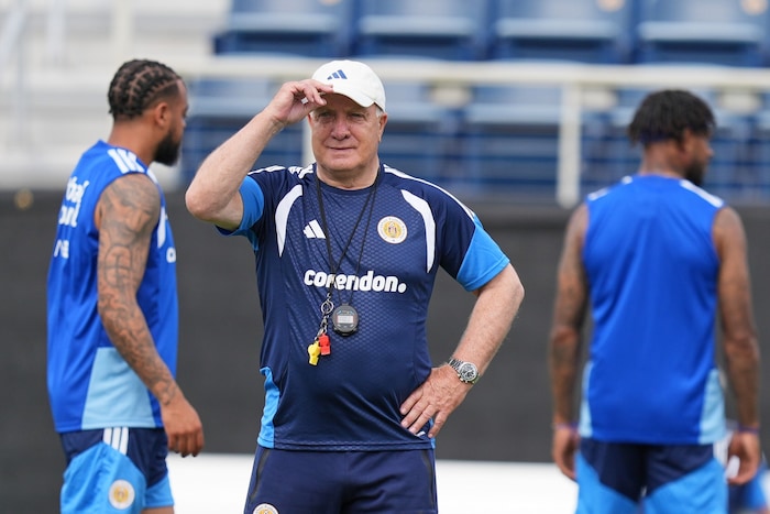 Dick Advocaat wird Koubek übertreffen.