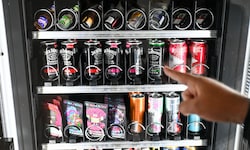 Alkoholische Getränke in einem Selbstbedienungsautomaten: Laut aktuellem Erkenntnis des ...