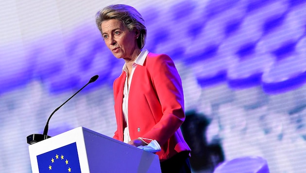 Archivbild aus dem Jahr 2021: EU-Kommissionschefin Ursula von der Leyen während eines Besuchs an ...