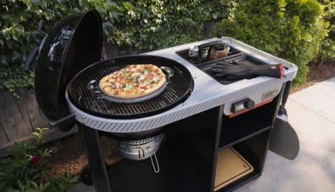 Der Weber Performer Premium Smart verbindet authentisches Holzkohlegrillen mit intelligenter ...