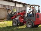 Einen Radlader, ähnlich wie dieser, hat ein Landwirt bei einem chinesischen Hersteller gekauft – ...