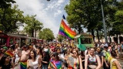Am 13. Juni 2026 wird die Regenbogenparade zum 30. Mal über die Wiener Ringstraße ziehen.