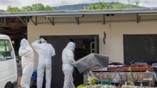 Das Opfer wurde in seiner Garage mit seinem eigenen Werkzeug brutal erschlagen. 