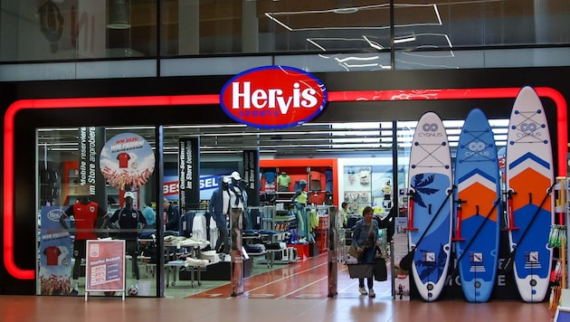 Die Hervis-Filiale in Hallein schließt noch heuer ihre Tore – genauso wie in Bischofshofen und ...