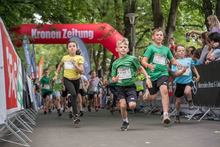 Voller Power und Motivation ging es durch den Augarten.