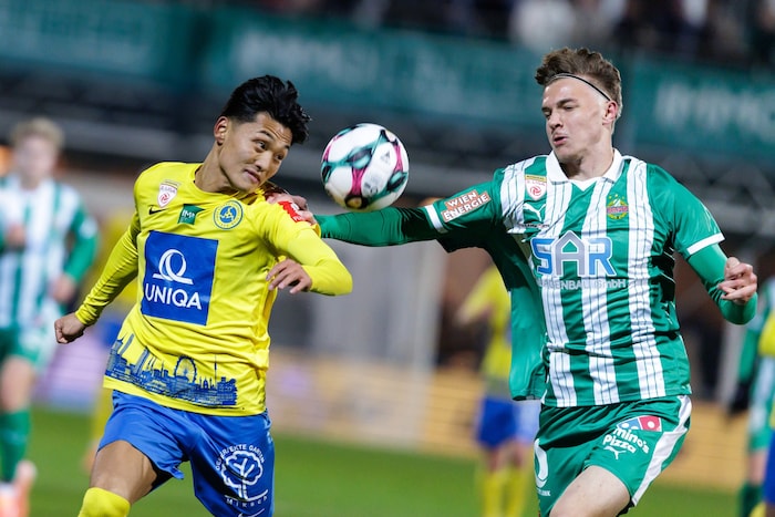 Tariks Bruder Kenan (re.) läuft für Rapid II in der 2. Liga auf.