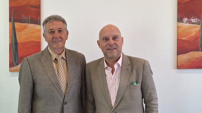 Obmann Gerhard Jandrisevits und Anwalt Dieter Heine.