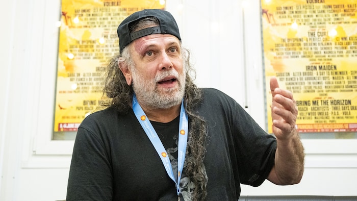 Geläutert und bestens gelaunt: Six Feet Under-Sänger Chris Barnes im Interview mit ...