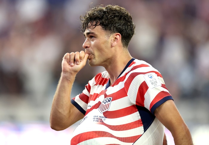 Giovanni Reyna is going to be a father.