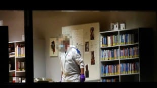 Der Tatort: Die Bibliothek in der Mittelschule