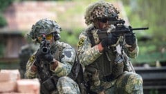 Viel Geld wird im Rahmen des Aufbauplans 2030+ in die Truppe sowie in moderne Ausrüstung ...