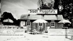 Der Flugbetrieb startete vor genau 100 Jahren mit dieser einfachen Werkzeug-Baracke.