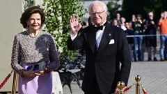 Die Feierlichkeiten zur goldenen Hochzeit ließ das schwedische Königspaar mit einem ...