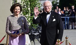 Die Feierlichkeiten zur goldenen Hochzeit ließ das schwedische Königspaar mit einem ...