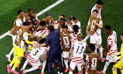 Die US-Boys bejubelten einen 4:1-Sieg zum WM-Auftakt gegen Paraguay.