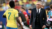 Carlo Ancelotti (re.) war mit dem 1:1 zum Start nicht zufrieden.