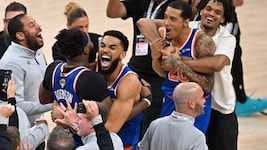 Die New York Knicks jubeln.