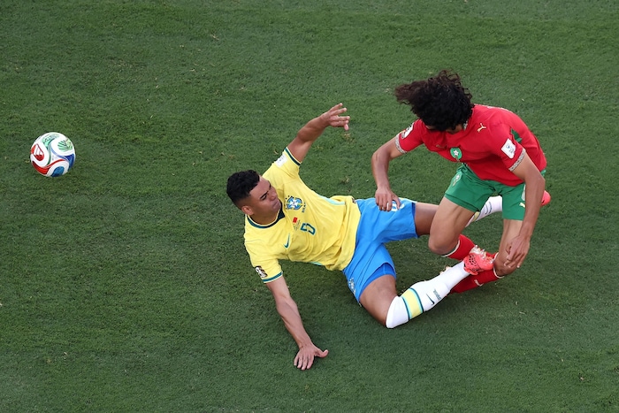Casemiro wusste sich oft nur mit Fouls zu helfen.