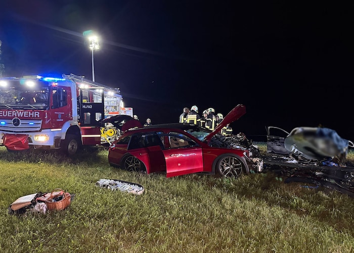 Ein 18-Jähriger starb bei einem Unfall in Baden.