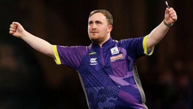 Luke Littler führte England zum Team-WM-Titel.