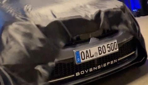 Bovensiepen zog das Tuch von seinem zweiten eigenen Modell.