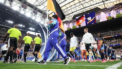 Das DFB-Team startete mit einer Gala in die WM. Die deutsche Presse plant den Gruppensieg ...