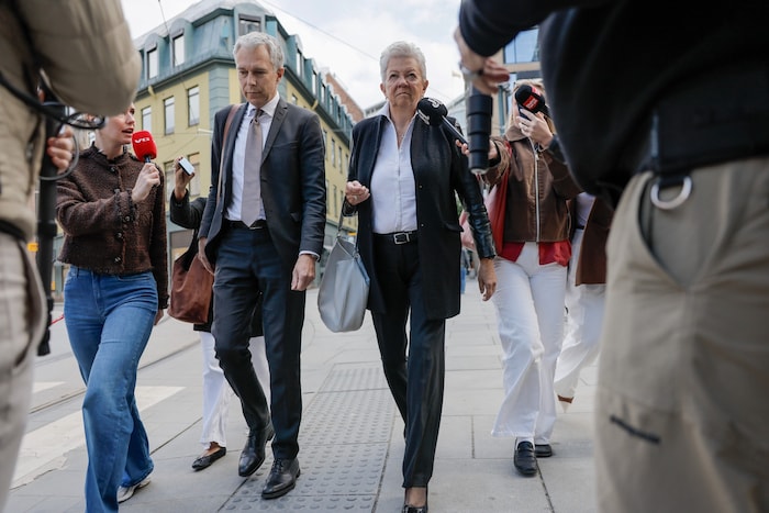 Defense attorneys Petar Sekulic and Ellen Holager Andenæs in front of the courthouse in Oslo