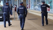 Dass an Bahnhöfen die Polizei anrücken muss, ist leider keine Seltenheit.