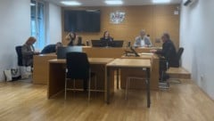 Der Platz des Bürgermeisters blieb bei Prozess in Kärnten leer – „ganz kurzfristig erkrankt“, ...
