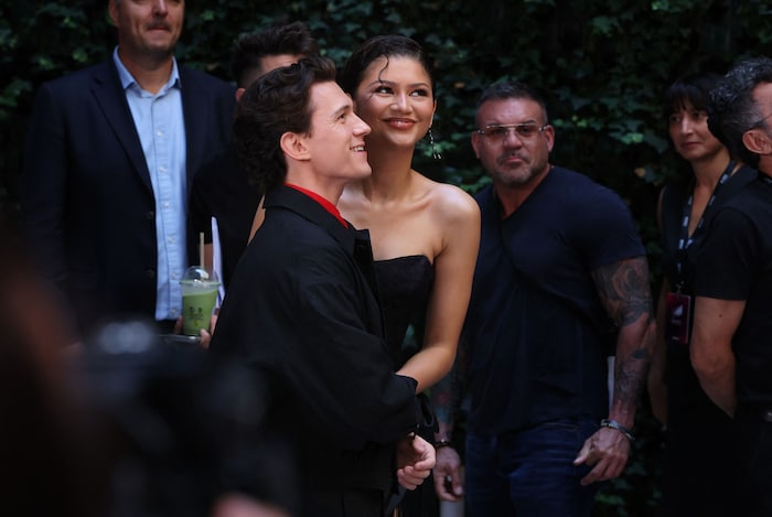 Auch Abseits des roten Teppichs stimmt bei Tom Holland und Zendaya die Chemie!