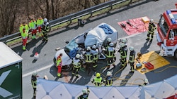 Schwerer Auffahrunfall im März auf der Inntalautobahn bei Langkampfen, der Lenker starb.