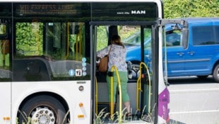 Drei Linien fahren im Schienenersatzverkehr entlang der Lokalbahnstrecke – auch schnelle ...