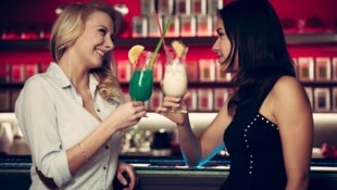 Neuer Schock für Wirte und Gäste: Die Erhöhung der Alkoholsteuer könnte die Preise bald ...
