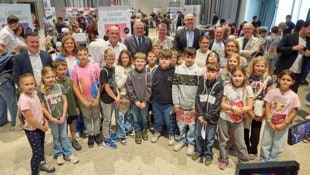 Auch Schüler der Volksschulen Weißenbach und Furth waren zu Gast in den Kasematten und lernten ...