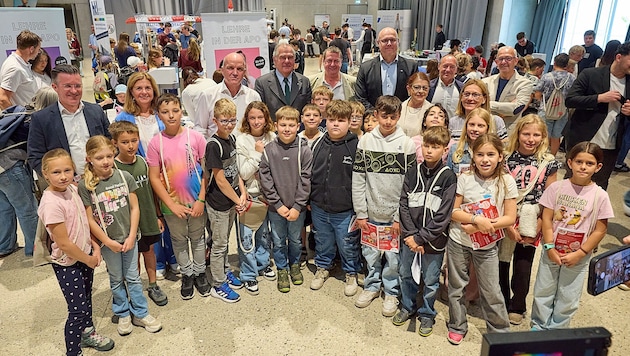 Auch Schüler der Volksschulen Weißenbach und Furth waren zu Gast in den Kasematten und lernten ...