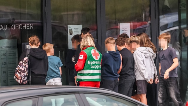 Mehrere Krisenhelfer standen für die Betroffenen bereit.