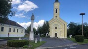 Der Kirchenplatz soll entsiegelt und neu gestaltet werden. 