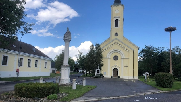 Der Kirchenplatz soll entsiegelt und neu gestaltet werden.