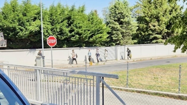 Ein selten gewordener Anblick: Flüchtlinge in Deutschkreutz.