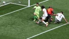 Romelu Lukaku stört Ägyptens Abwehr erfolgreich – Mohamed Hany traf ins eigene Tor.