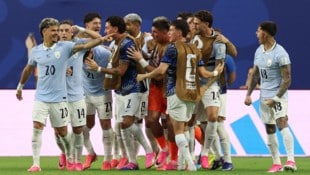 Uruguay traf spät.