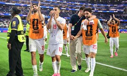 Iran startete mit einem 2:2 gegen Neuseeland in die WM. Nach dem Spiel musste man sofort aus den ...