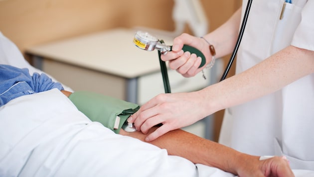 „Patient Niederösterreich“: Es muss massiv gespart werden. Im Gesundheitsbereich werden aber bis ...