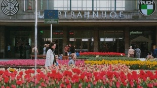 In den 1970er- Jahren wird der Platz vor dem Hauptbahnhof in Graz zum Europaplatz – ein Zeichen ...
